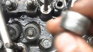 Ремонт ГБЦ ВАЗ 2101- 07, охлаждающая житкость в масле, замена алюминиевой заглушки ГБЦ