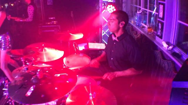 Neon Velvet - JT/Beebs смотреть онлайн