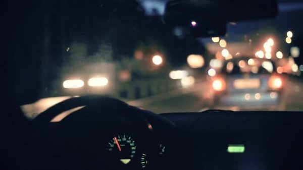 CAR DRIVING IN NIGHT CITY FREE FOOTAGE HD\ МАШИНА ЕДЕТ ПО ВЕЧЕРНЕМУ ГОРОДУ