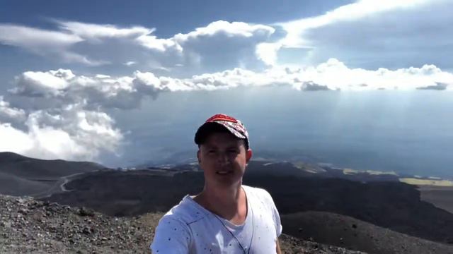 Действующий вулкан смотреть онлайн