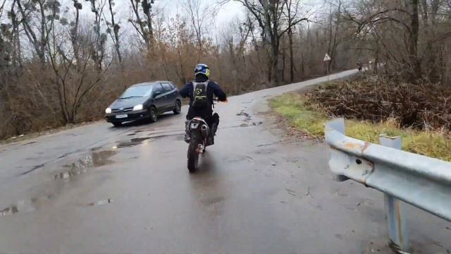 Чинчи 200 . Покатушки с друзьями в лесу 1 часть. смотреть онлайн