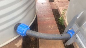 Емкость для полива из бочек