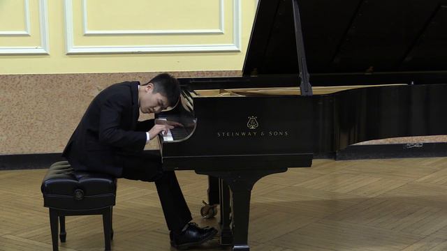 Haydn Piano Sonata No. 13 in G Major, Hob XVI/6 смотреть онлайн