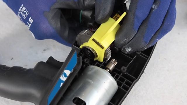 STORCH Airless EasySpray ES 150 Akku: Austausch Farbstufe [DE] смотреть онлайн