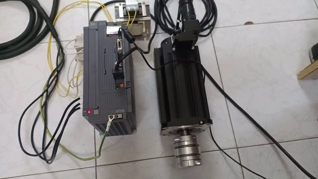 Test servo MR-J4-500B смотреть онлайн