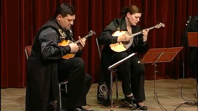 комраков-русский напев.avi смотреть онлайн