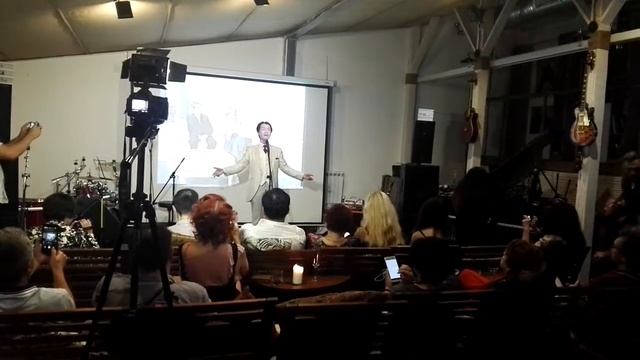 Актёр Сергей Федотов поёт Вертинского смотреть онлайн