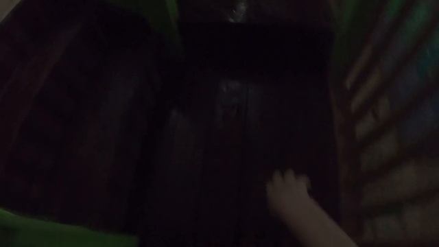 Аквапарк ,Илья катиться с горки смотреть онлайн