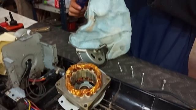 Como Reparar un Ventilador de Torre que NO Ventila смотреть онлайн