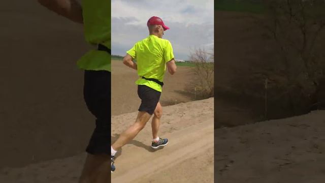 Денис. Бегу 20 км. Темп 4:44. 03.05.2022 смотреть онлайн