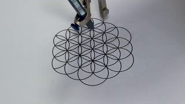 How To Draw The Flower Of Life | Sacred Geometry Drawing Tutorial смотреть онлайн