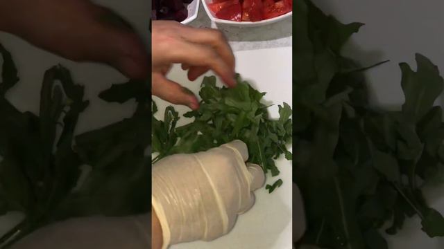 Идеальное сочетание с соусом апельсина,свеклы и рукколы смотреть онлайн