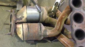 Катализатор Mitsubishi Outlander. Замена катализаторов Mitsubishi Outlander. Москва.