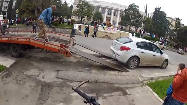 1 Мая в Алуште. 2015.05.01 (часть 2, подготовка) смотреть онлайн