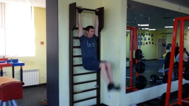 Скручивания на шведской стенке (прямо/по сторонам) | Sliderlife.ru - Спортивная Социальная сеть смотреть онлайн