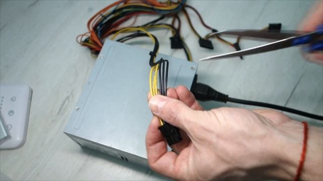 КАК БЫСТРО ПЕРЕДЕЛАТЬ ШУРУПОВЕРТ В СЕТЕВОЙ!!! САМЫЙ ПРОСТОЙ СПОСОБ!!! смотреть онлайн