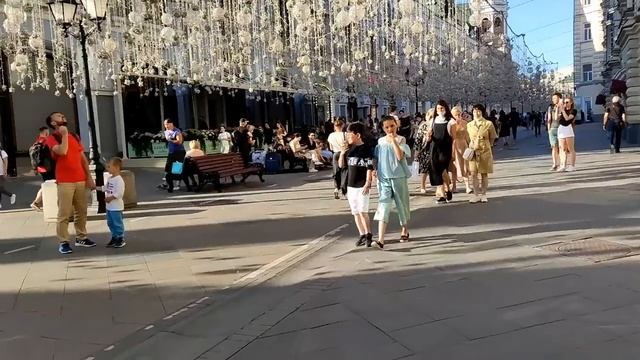 СТРИТ СТАЙЛ Москва?как одеваются МОСКВИЧКИ?Учимся стилю! Что носят в Москве | Moscow Street Fashion смотреть онлайн