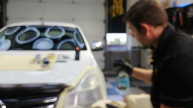 Как восстановить прозрачность фар своими руками. Несколько дельных советов от Meguiar's смотреть онлайн
