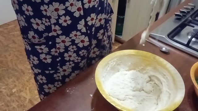 ЛЕНИВЫЕ ПИРОЖКИ С ЗЕЛЁНЫМ ЛУКОМ. Готовим вместе! Вкусняшка ! смотреть онлайн