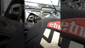 Как снять извлечь заменить стекла задней двери VW PASSAT B6,B7 SEDAN demontaz zamiana szyb drzwi ty