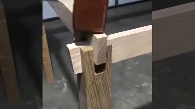 Соединение ножки стола смотреть онлайн