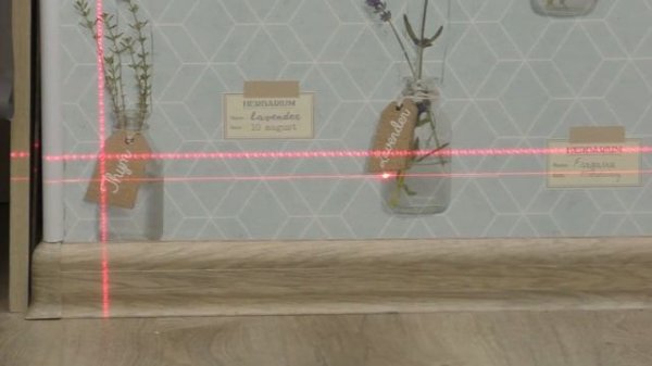 Электронный угломер DUKA(ATuMan) LI1 с функцией лазерной разметки.