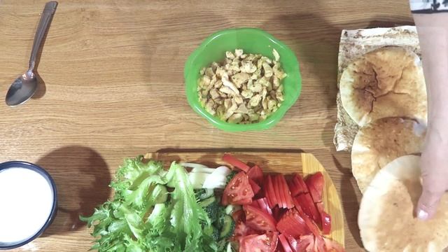 Как приготовить шаурму с курицей + рецепт соуса для домашней шавермы из куриной грудки ?? смотреть онлайн