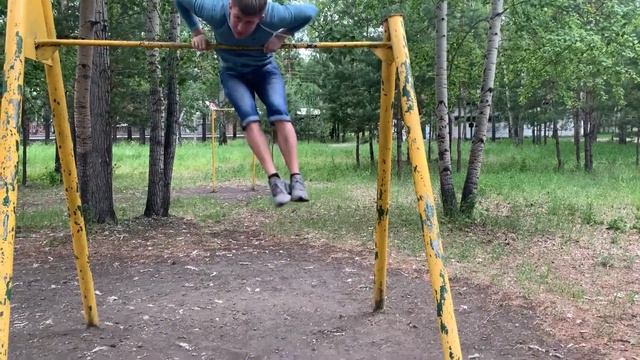 Как научиться делать выход силы на две!!! (4 простых шага) смотреть онлайн