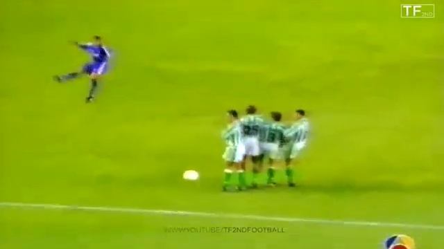 Самые красивые голы "РОБЕРТО КАРЛОС" смотреть онлайн