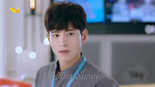 💖Знаменитый Пловец Влюбился В Журналистку😍Famous Swimmer Fell in Love with Reporter Girl💑 смотреть онлайн