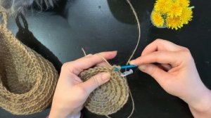 Вяжем корзинку-капельку пошагово. Справится новичок