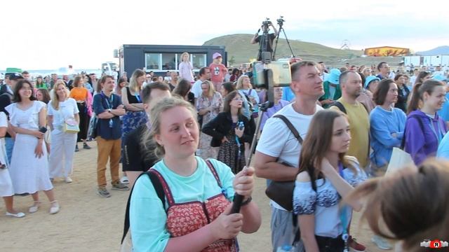 КИРИЛЛИЦА. Концертное выступление на сцене пляжа Ракета в бухте Капсель. 17 июня 2022 смотреть онлайн