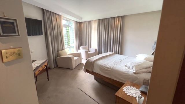 R 5,850,000 | CREAM OF THE CROP IN UPMARKET ESTATE | Estate Vue Des Monts, 3 Rue Des Benir Close смотреть онлайн