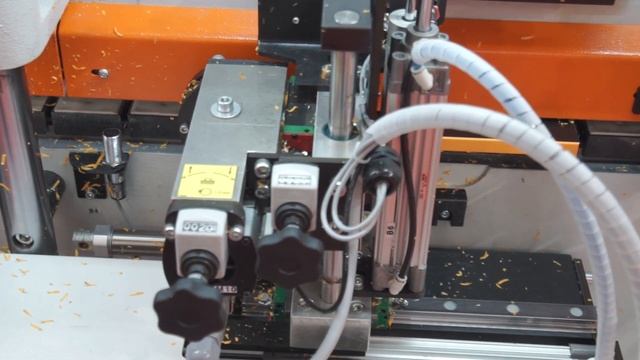 КРОМКООБЛИЦОВОЧНЫЙ СТАНОК OSTERMANN 6TR НАСТРОЙКА И ПУСК В РАБОТУ | ОБЗОР С ВЫСТАВКИ смотреть онлайн