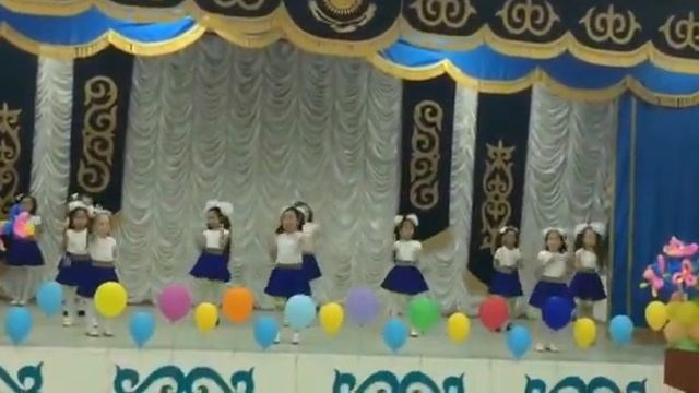 г.Аксай!3 школа,1,,г,, класс! Маленькие звёздочки!!! смотреть онлайн