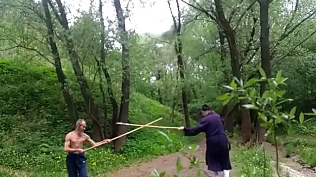 Ди цзю дун. Фрагмент второй. Копье и палка (шест) ворот Дракона Уданских гор. Дуй гун цзо. смотреть онлайн