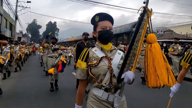 AMMI 2 .Tumbaco. Peloton Comando Fiestas Patronales AMMI 1. 2022 -PROM 2021/2022- смотреть онлайн