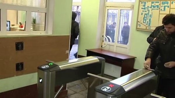 PERCo-TTD-08A — тумбовый турникет-трипод