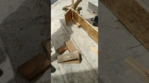 Установка опалубки для ступеней (регулировочная)