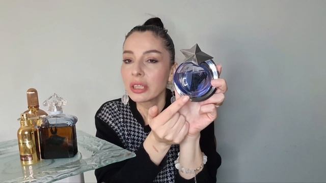 tag: Ароматы, отправленные в "ЛЕТНЮЮ СПЯЧКУ"?⏳Tom Ford / Montale / Mugler... смотреть онлайн