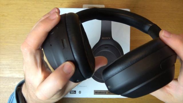 Buttons and features on a Sony WH 1000XM4 Headset - How to use смотреть онлайн