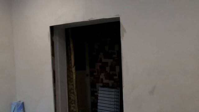 Поклейка обоев своими руками. Широкие тяжелые обои, клеим встык. смотреть онлайн