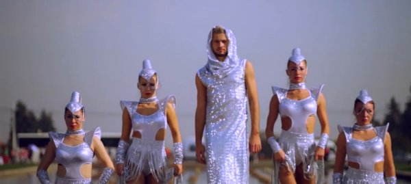 Снежные королевы от танцевальной команды "Rush-Style" - Каталог артистов