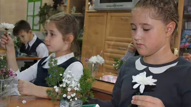 День Матери 2013/ Цветочный десант 2/ Дом цветов МАРТ/Кушва смотреть онлайн