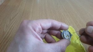 Как снять заводную головку наручных часов