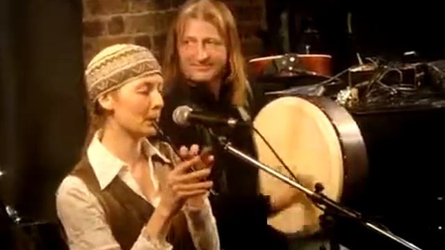 Green Grow the Rushes - Ev Sistr смотреть онлайн