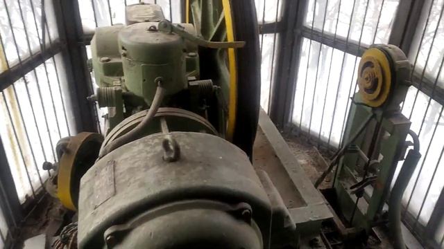 Очередная поломка раритетного лифта (Строммашина-1971) устраняем неисправность! (05.03.2021) смотреть онлайн