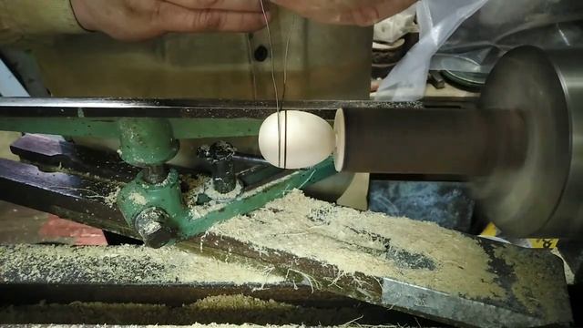 Изготовление безделушки на токарном станке по дереву