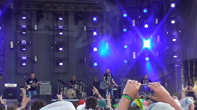 Casual - Мама, ты знаешь… (Нашествие 2018) смотреть онлайн