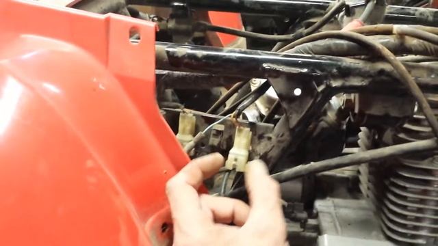 2000 Honda Rancher 350 engine removal part 1 смотреть онлайн